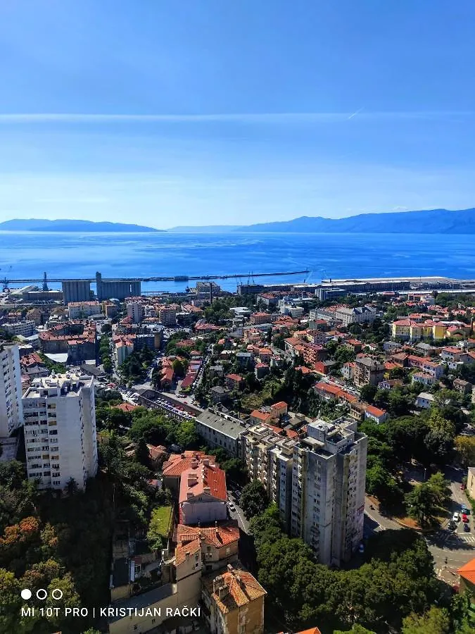 Under The Sky Apartment Rijeka Croatia