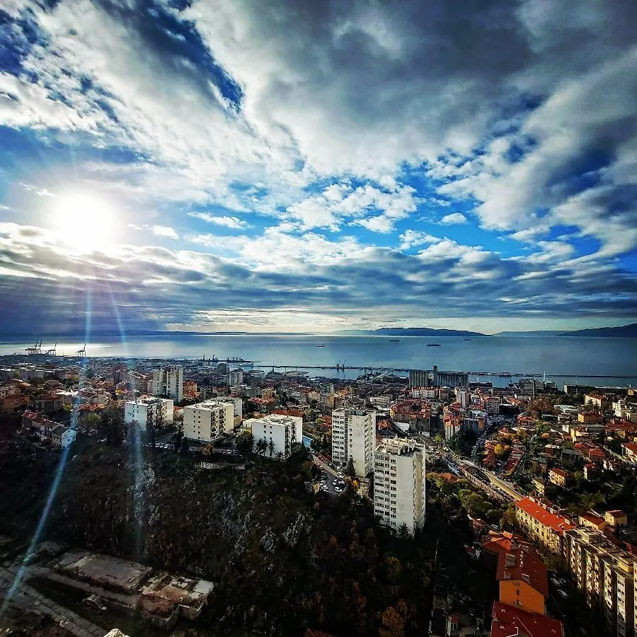 Under The Sky Apartment Rijeka